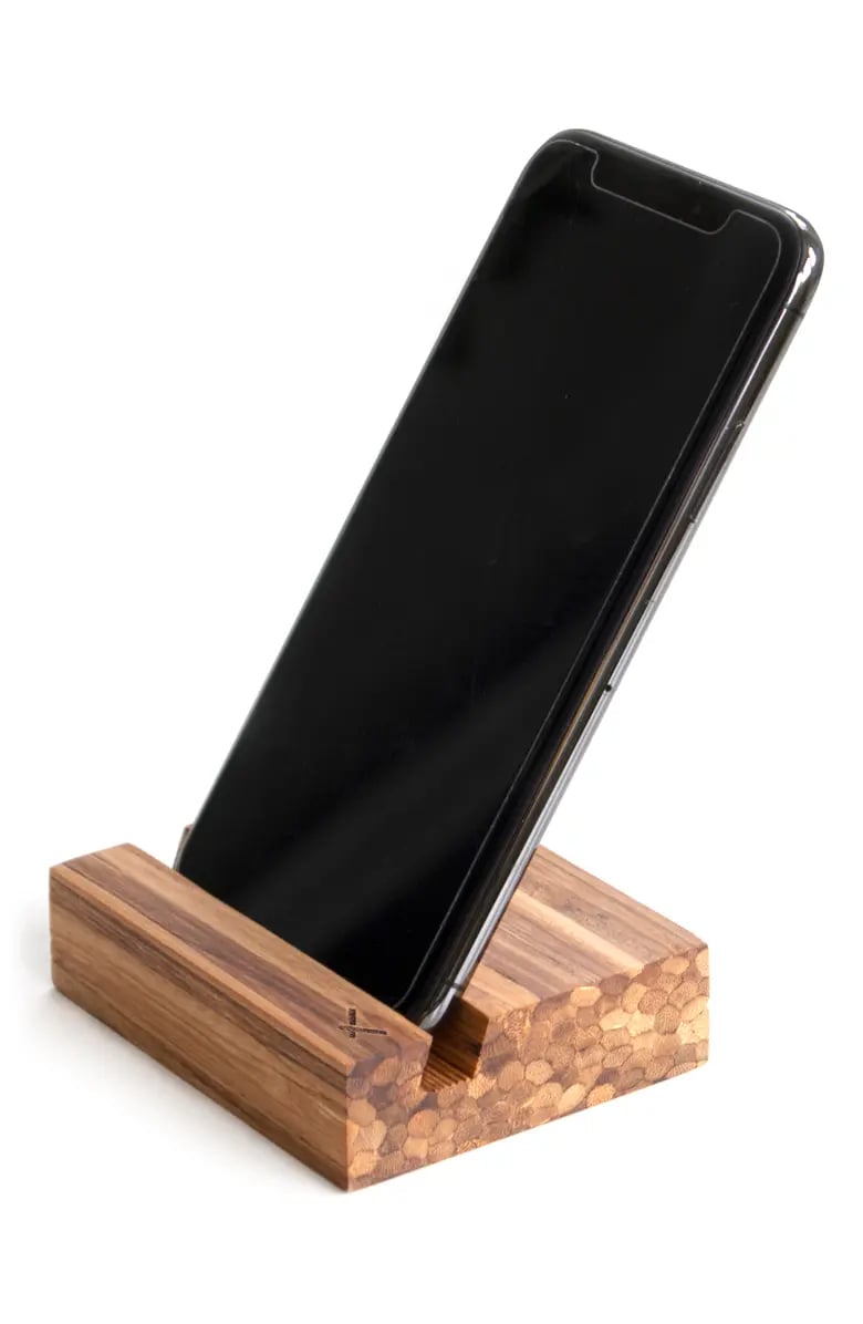 For the Techie: ChopValue Phone Stand