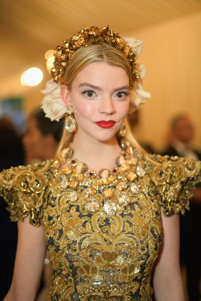 Anya Taylor-Joy's Red Lip and Gold Crown, 2018