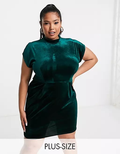 Closet London Plus tie waist velvet mini dress in emerald green