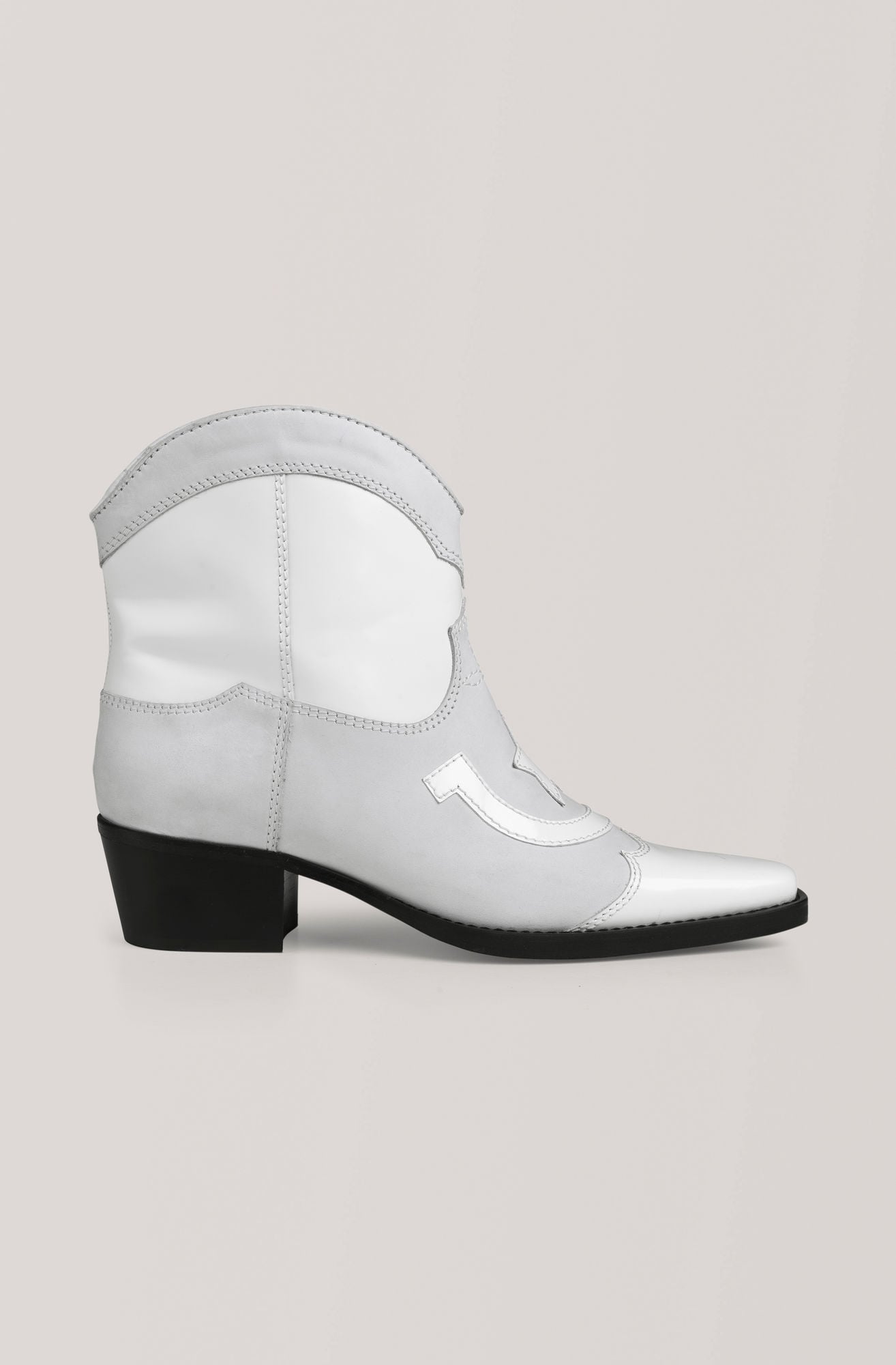 Ganni low top texas ankle boots
