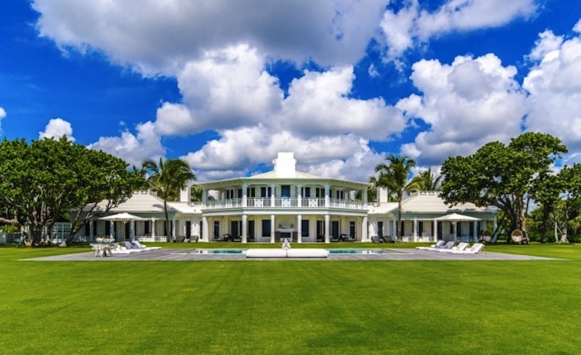 Related Link You Ve Never Seen Michael Jackson S Neverland Ranch Celine Dion S Florida Mansion Has Its Own Water Park Seriously Popsugar Home Photo 3
