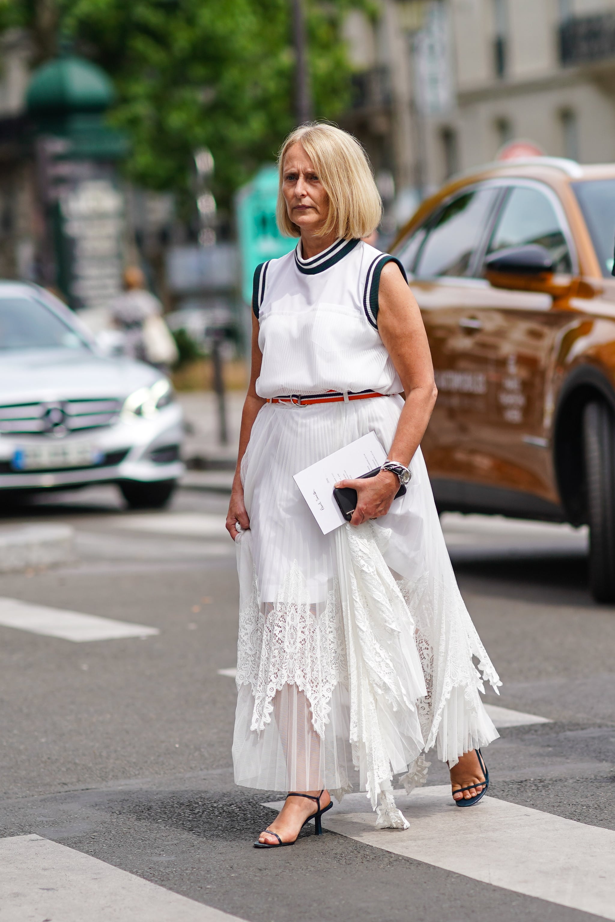 Style Them With a Lace Pleated Skirt The 2019 Way of Wearing