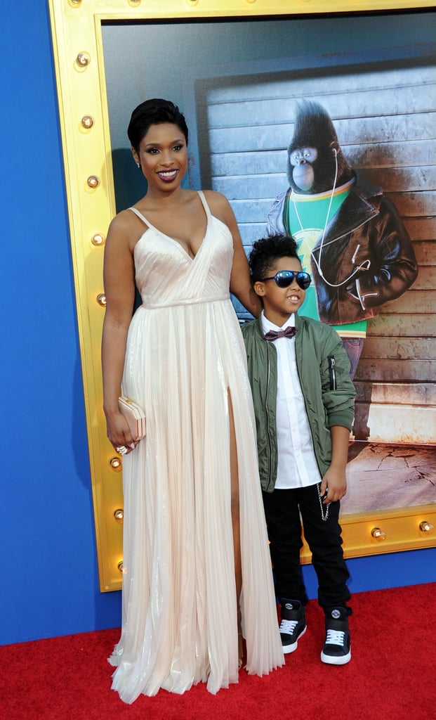 Jennifer Hudson at LA Sing Premiere With Son December 2016
