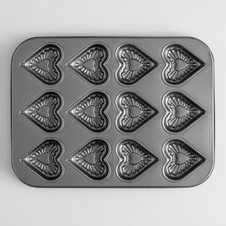 Cost Plus World Market 12-Cup Heart Baking Pan