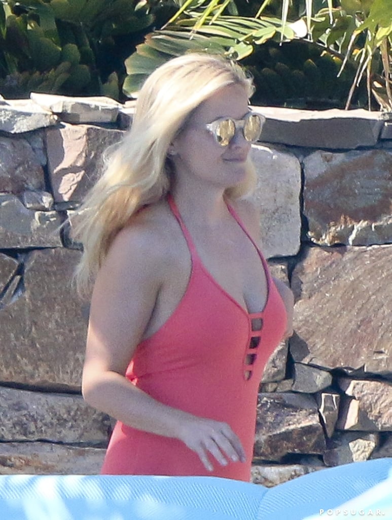 Reese Witherspoon Mexico Vacation Pictures March 2016