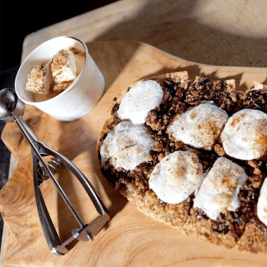 How to Make S'Mores Pizza