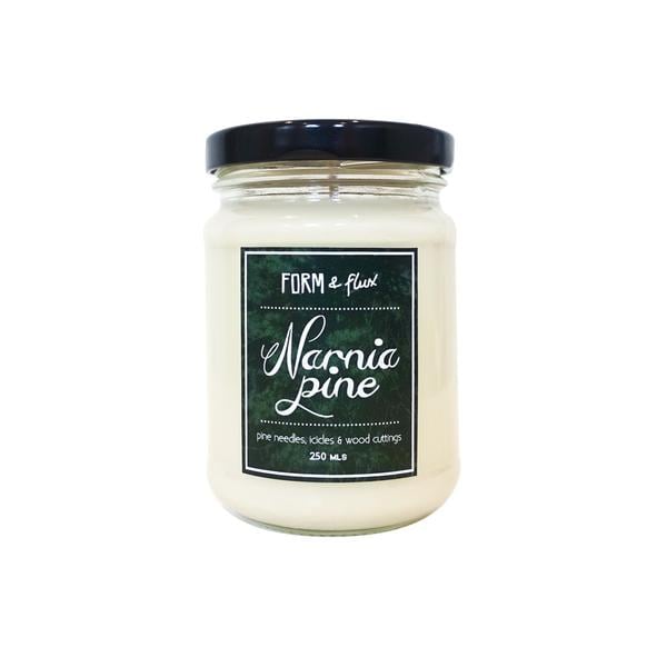 Narnia Pine candle