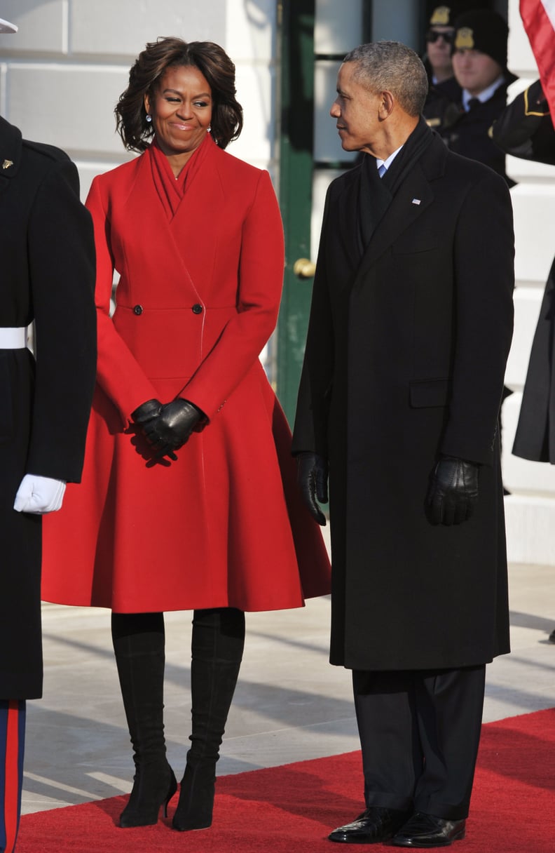 Then she gave Barack a quick side eye.