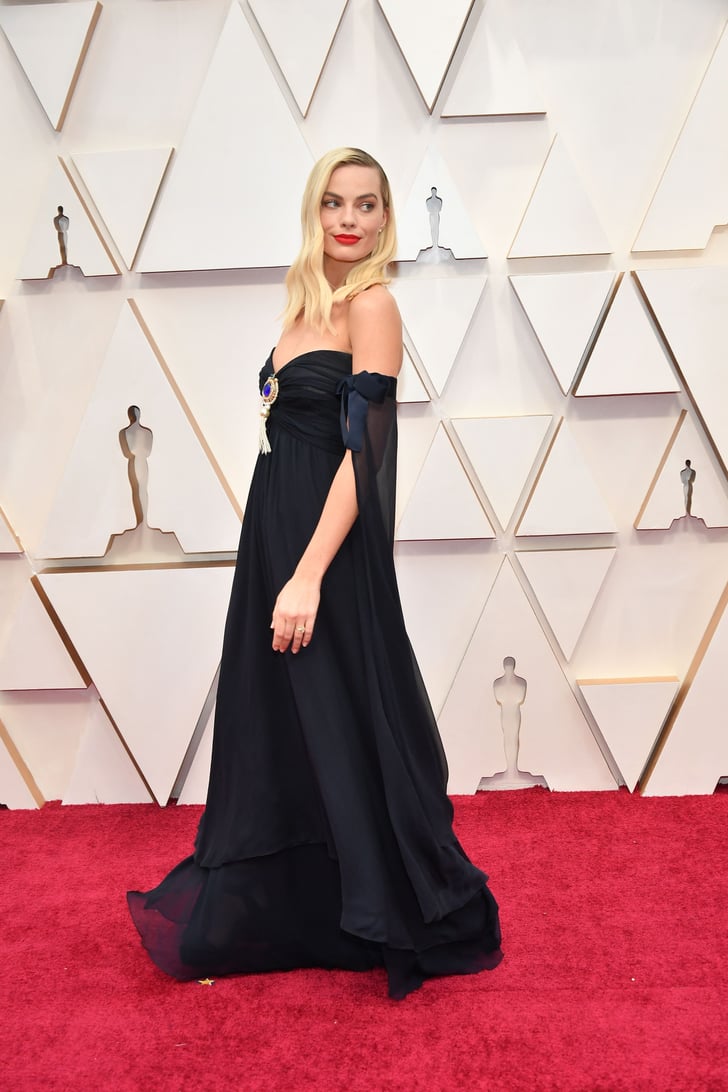 Margot Robbie's Vintage Chanel Dress at the Oscars 2020 ...