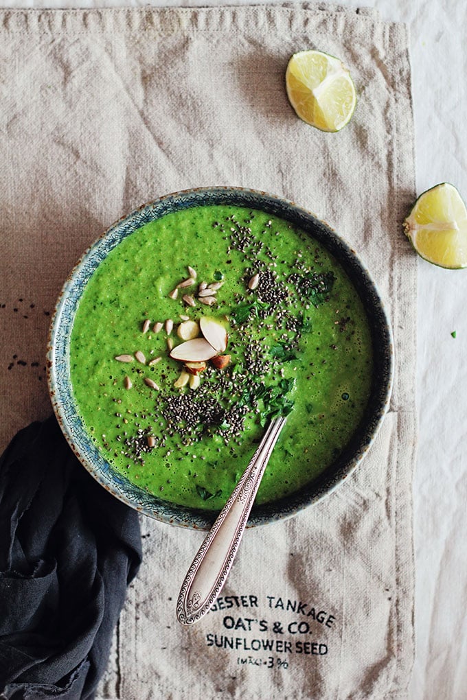 Alkalising Green Detox Soup