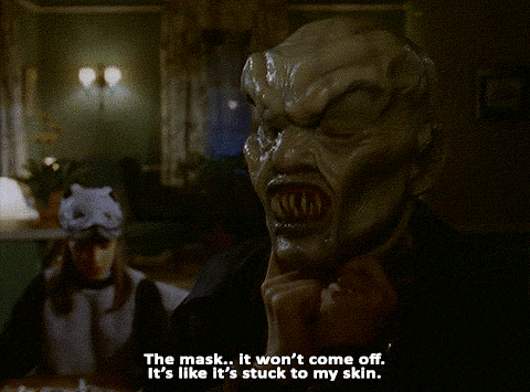 闹鬼的面具