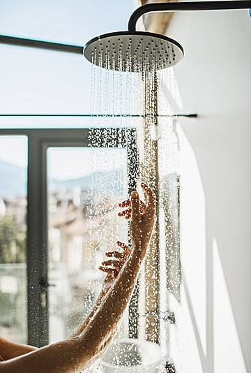 高处淋浴是Pinterest上的热门话题