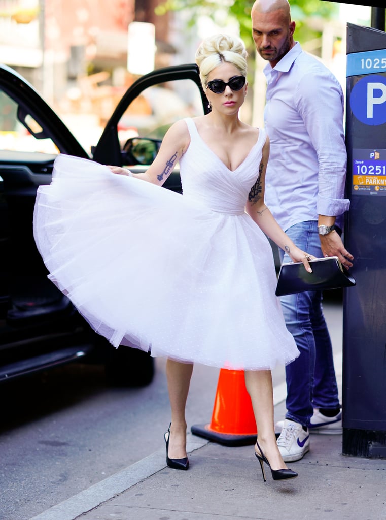 Channelling Marilyn Monroe for this elegant look. Her shoes are by Neil J Rodgers.
Channelling Marilyn Monroe for this elegant look. Her shoes are by Neil J Rodgers.