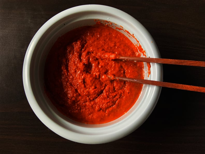 Blended sauce with Korean red pepper flakes