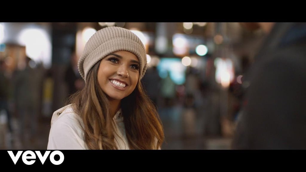 Becky G's "Todo Cambio"