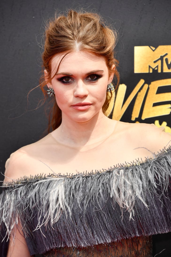 Holland Roden Celebrity Hair And Makeup At 2017 Mtv Movie And Tv Awards Popsugar Beauty Photo 9