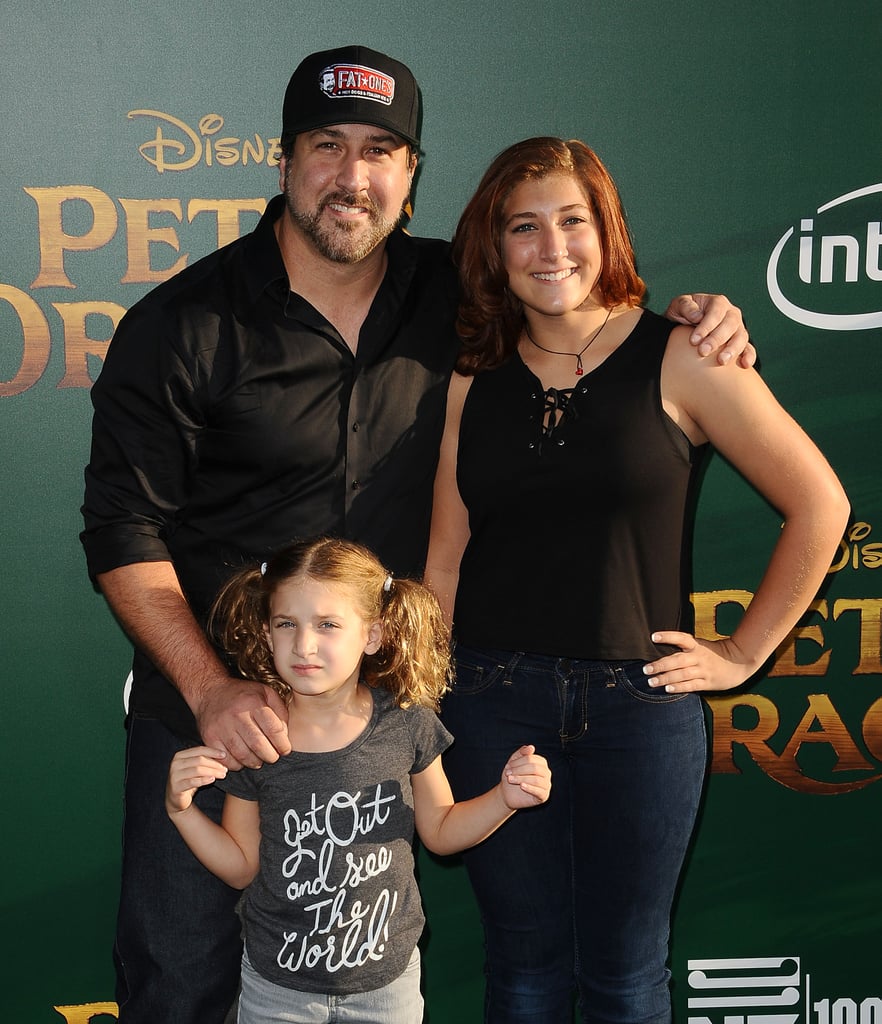 Joey Fatone With His Daughters at Pete's Dragon Premiere