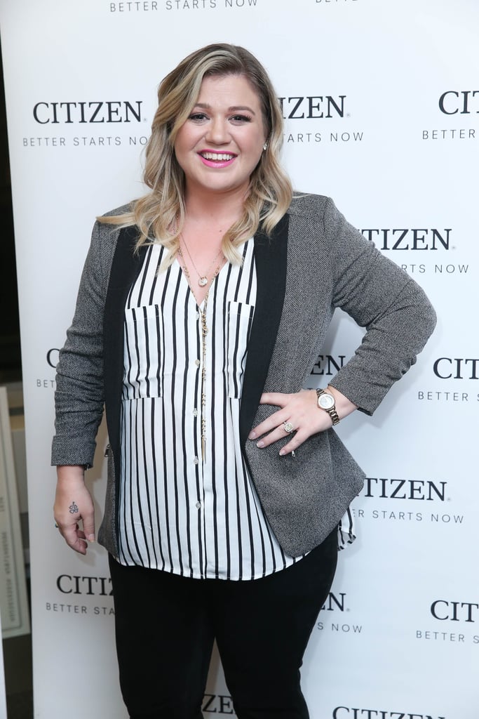Pregnant Kelly Clarkson at NYC Event November 2015 Pictures POPSUGAR