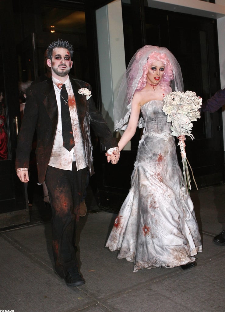 名人万圣节服装:克里斯蒂娜·阿奎莱拉和乔丹之间作为一个僵尸新娘和新郎