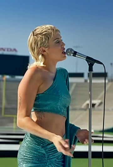 Miley Cyrus's Teal Alexandre Vauthier Dress For Global Goal