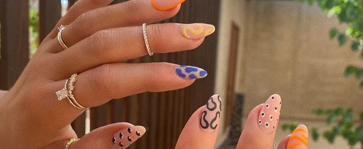 Kylie Jenner's Mismatched Nail-Art Manicure
