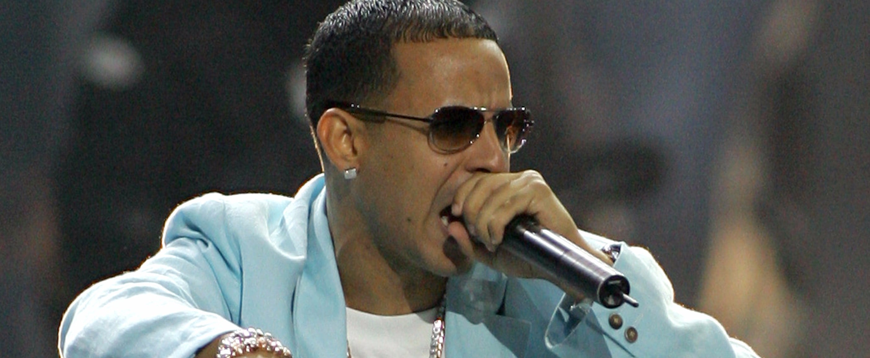 Daddy Yankee - Gasolina (Lyrics) 