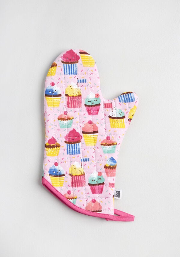 Cutest Cupcake Confection Oven Mitt