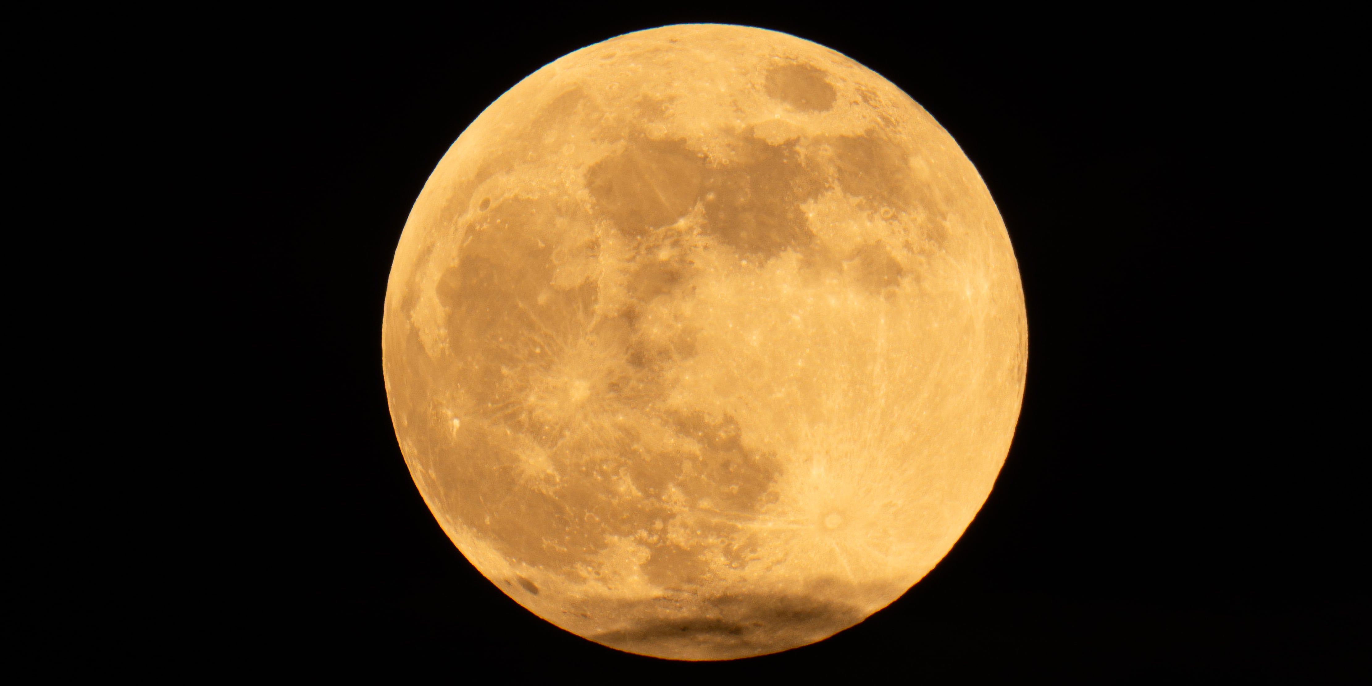 Why the October Hunter's Moon May Be the Boldest Full Moon of the Year
