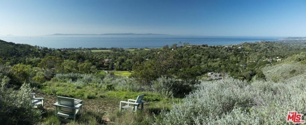 Natalie Portman Buys Santa Barbara, CA, Home