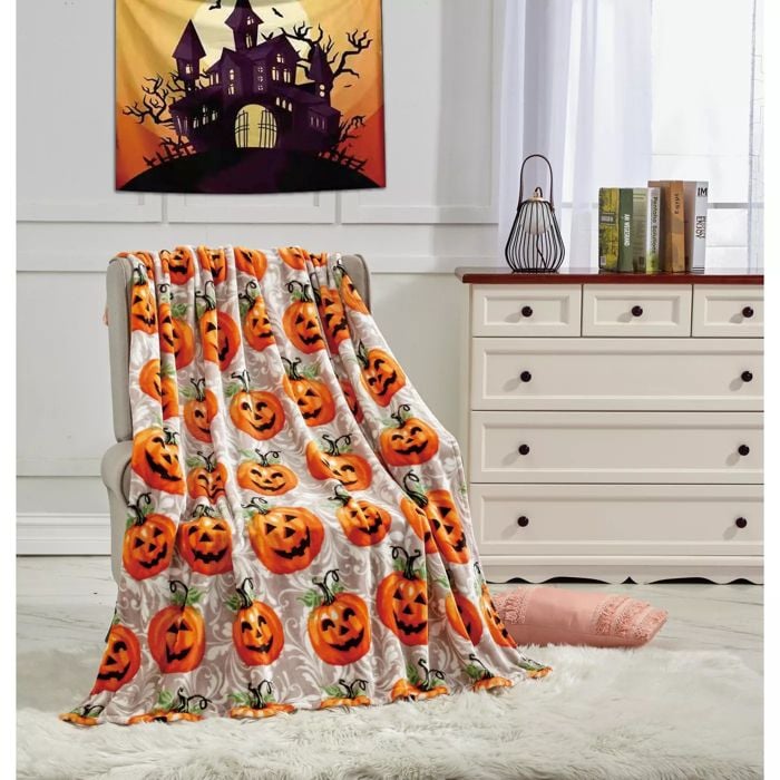 Halloween Jack-o'-Lanterns Ultra Soft and Plush Throw Blanket