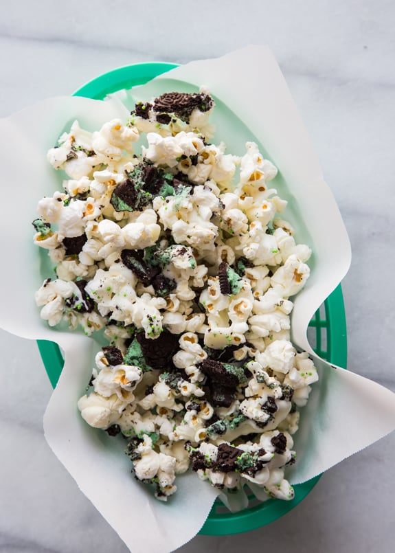 Mint Cookies and Cream Popcorn