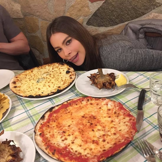 Sofia Vergara Eating Pizza in Rome