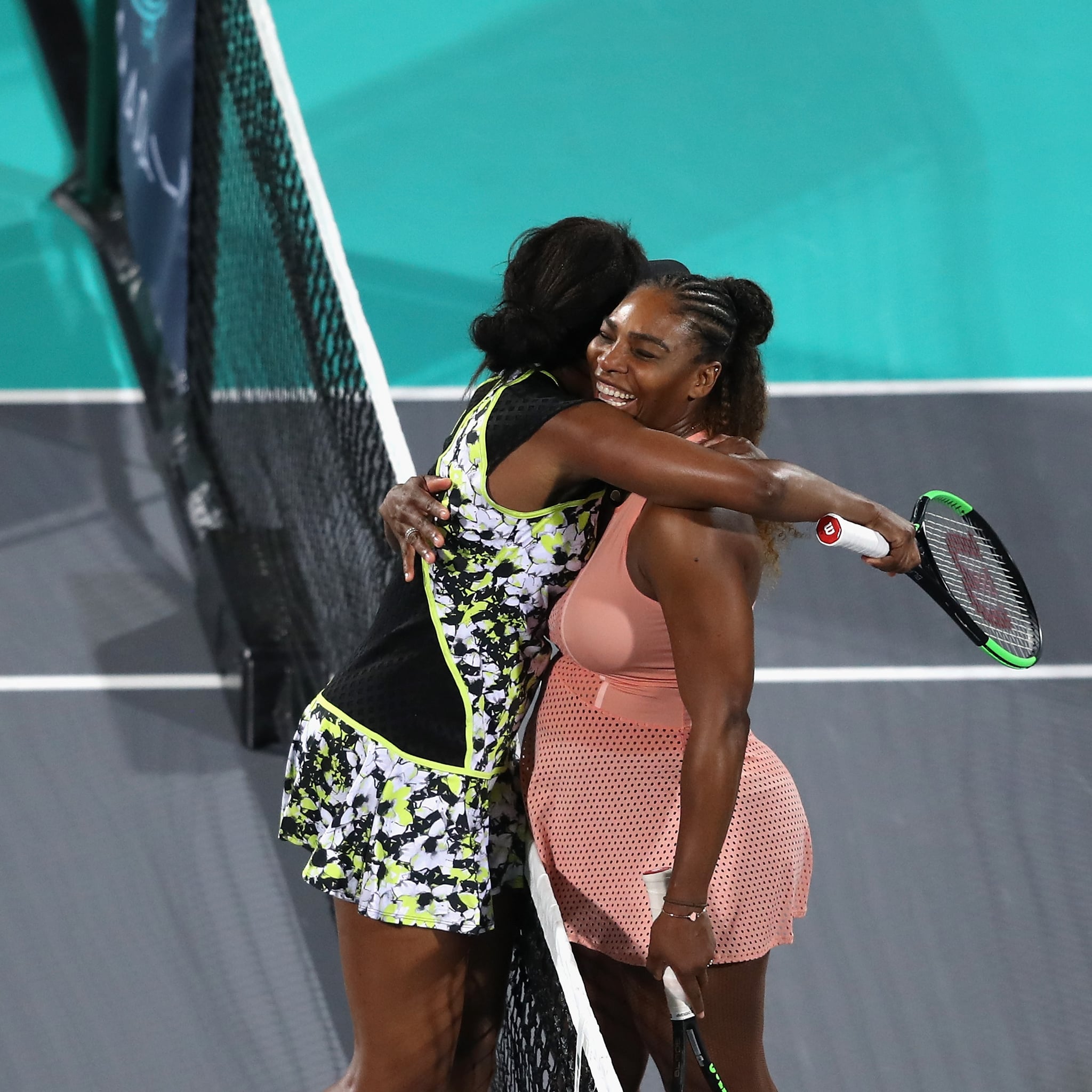 Watch Serena And Venus Williams S 40 Minute At Home Workout Popsugar Fitness