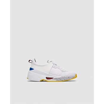 meghan markle nike cortez