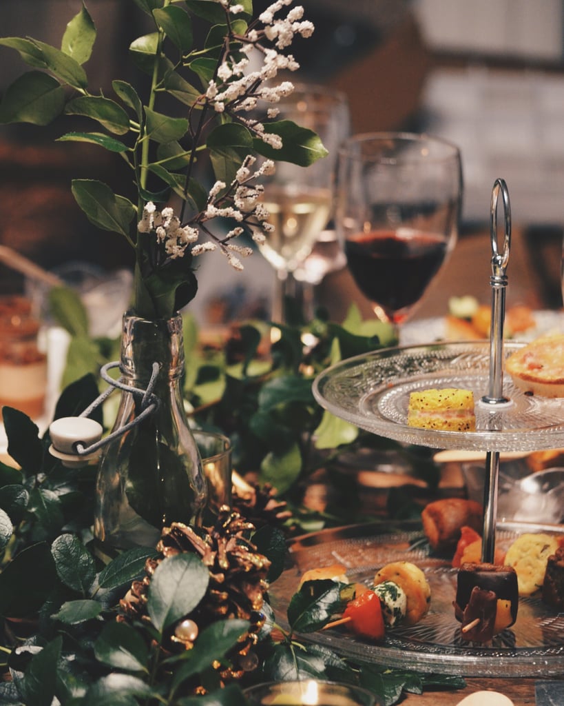 Thanksgiving Dinner Tablescape iPhone Wallpaper