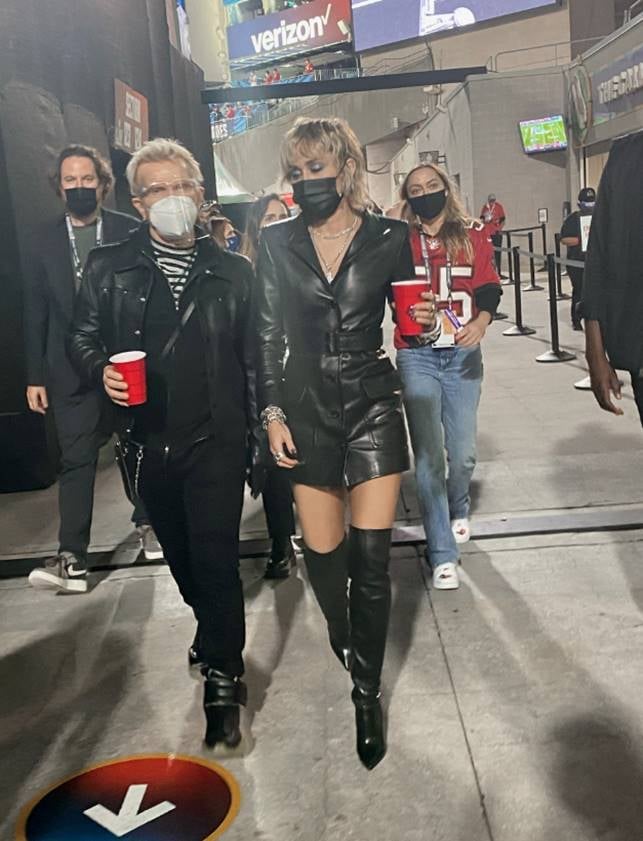 Miley Cyrus's Black Saint Laurent Jacket at the Super Bowl