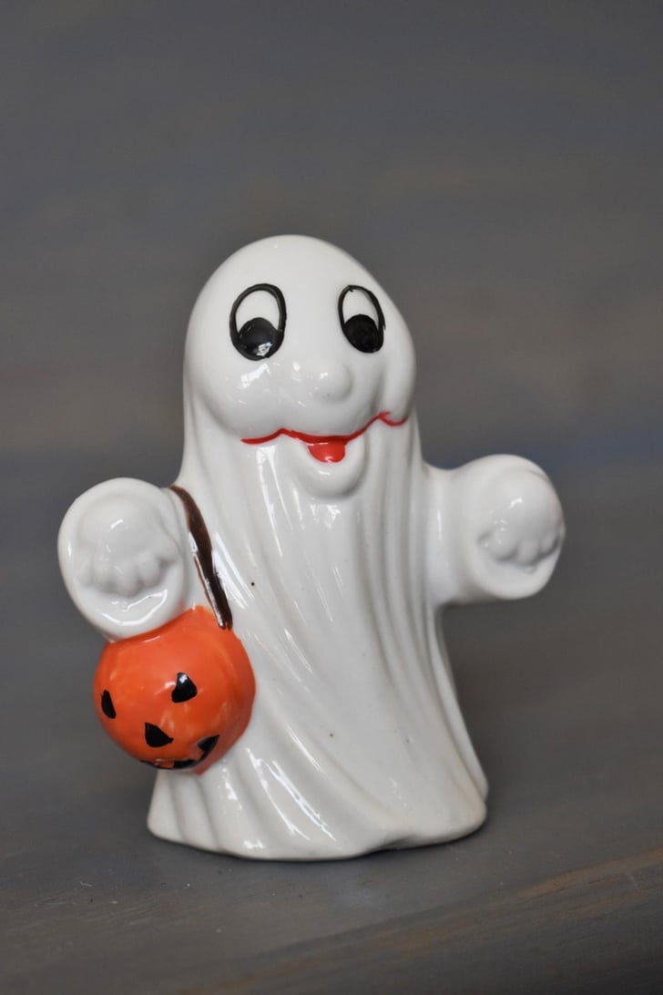 luminous garden ghost figurines