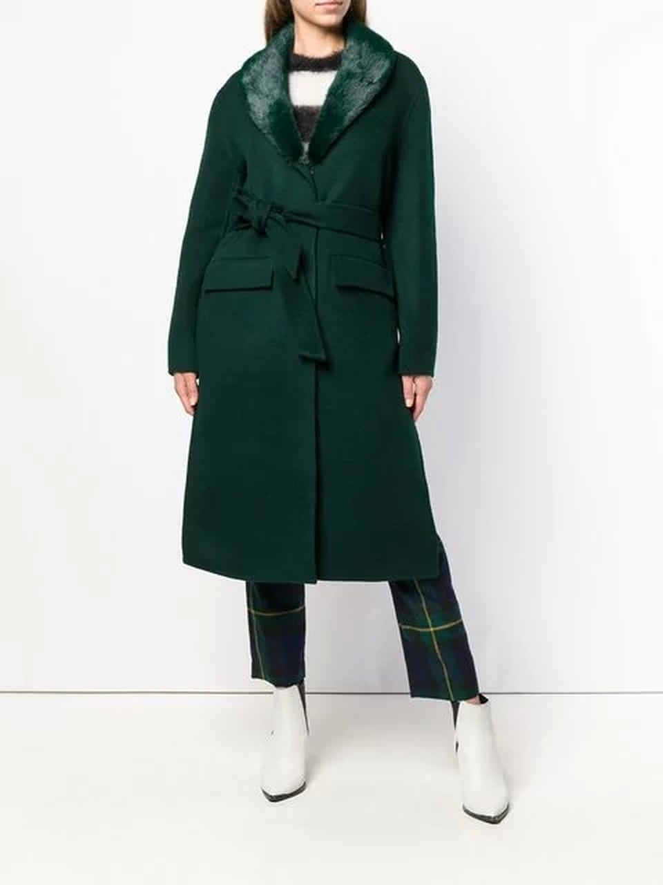 Kate Middleton's Green Coat on St. Patrick's Day 2019 | POPSUGAR Fashion