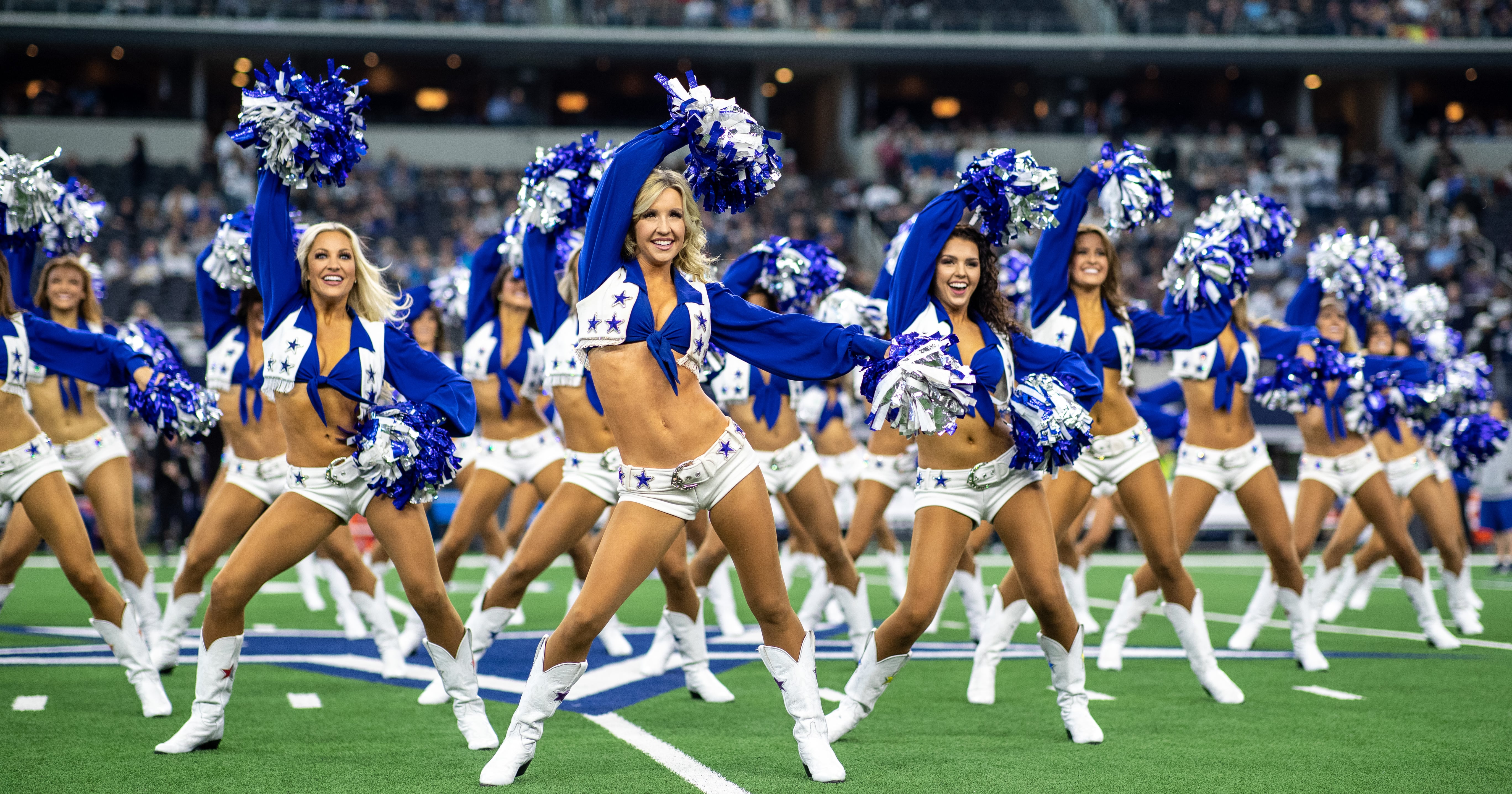 How the Dallas Cowboys Cheerleaders Look So Good