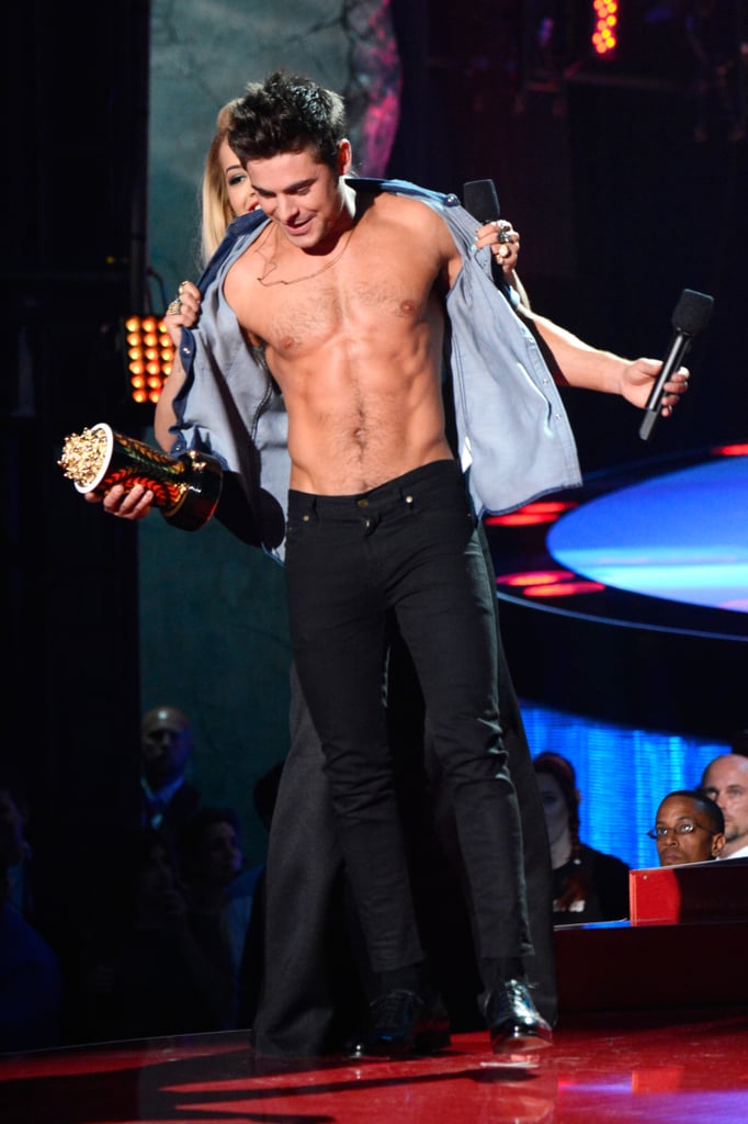 Zac Efron Shirtless at the MTV Movie Awards 2014