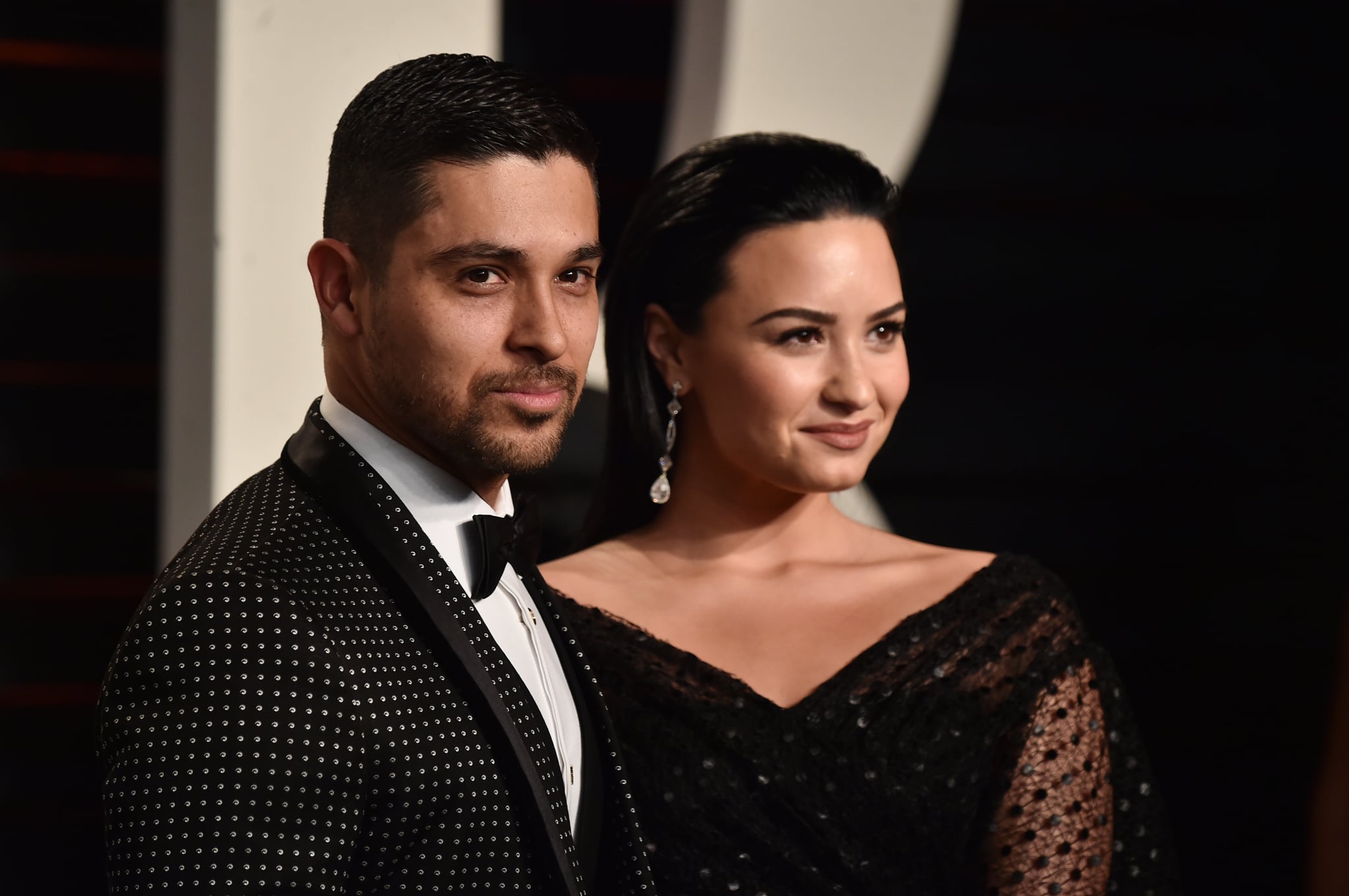 BEVERLY HILLS, CA - FEBRUARY 28:  Actor Wilmer Valderrama (L) and singer Demi Lovato attend the 2016 Vanity Fair Oscar Party hosted By Graydon Carter at Wallis Annenberg Centre for the Performing Arts on February 28, 2016 in Beverly Hills, California.  (Photo by Alberto E. Rodriguez/WireImage)