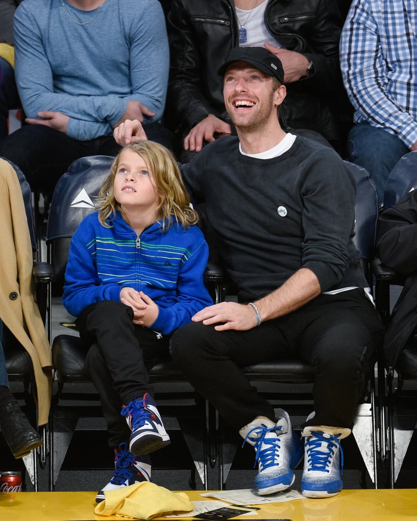 Chris Martin and Son at Lakers Game January 2016 | POPSUGAR Celebrity ...