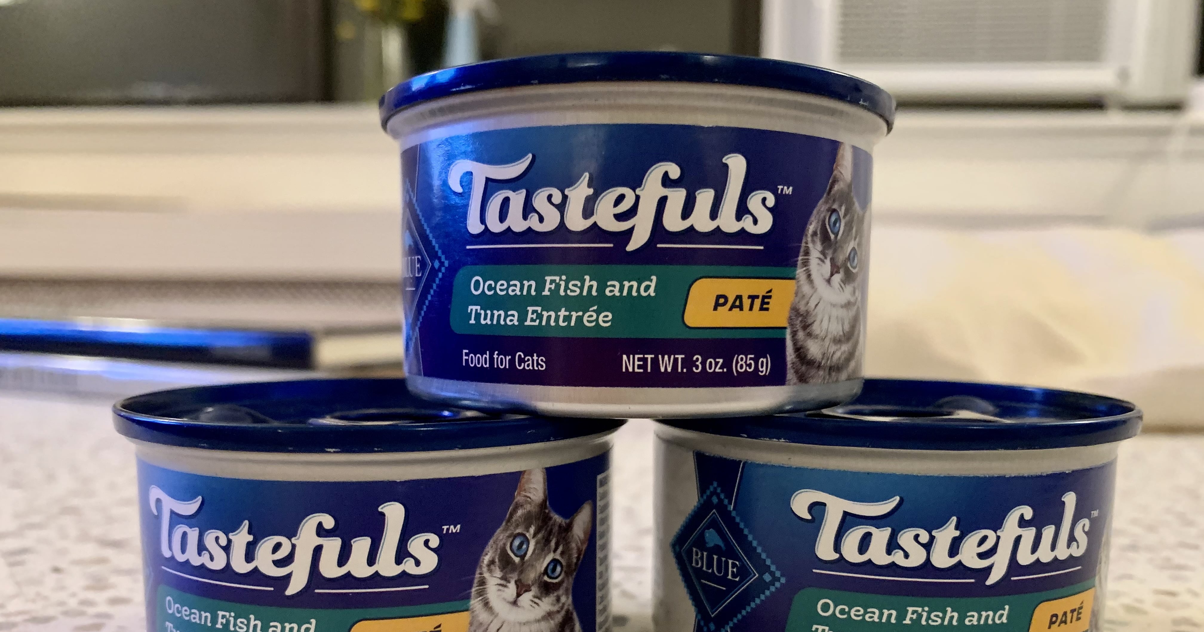 Why My Cats Love Blue Buffalo Tastefuls Wet Food Review