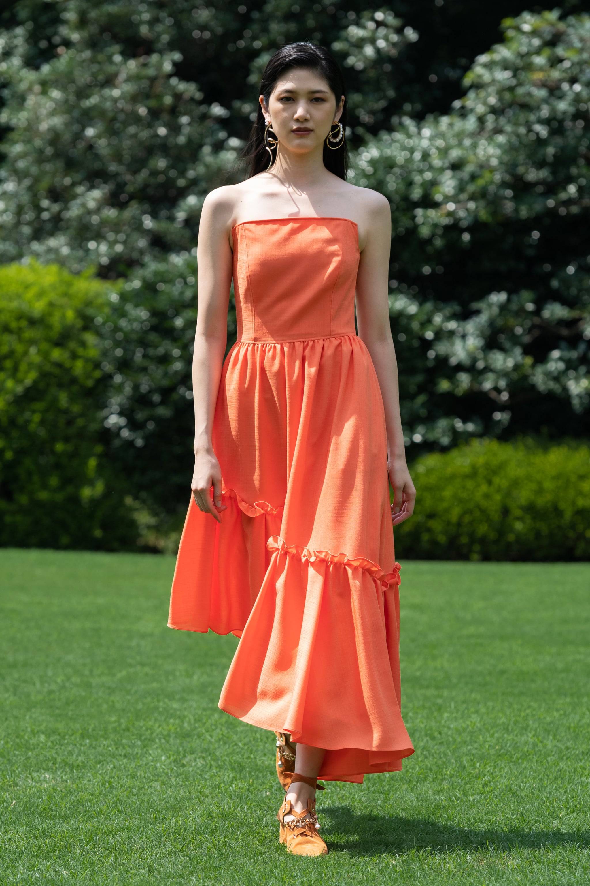 What Colors to Wear in Spring 2021 