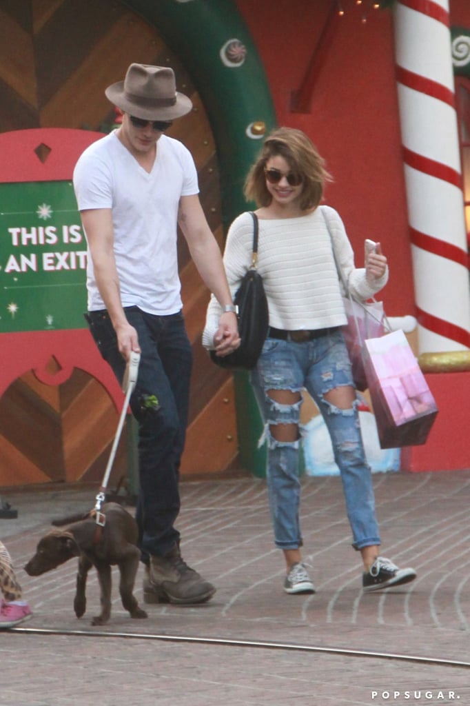 Sarah Hyland Holds Hands With Boyfriend December 2015