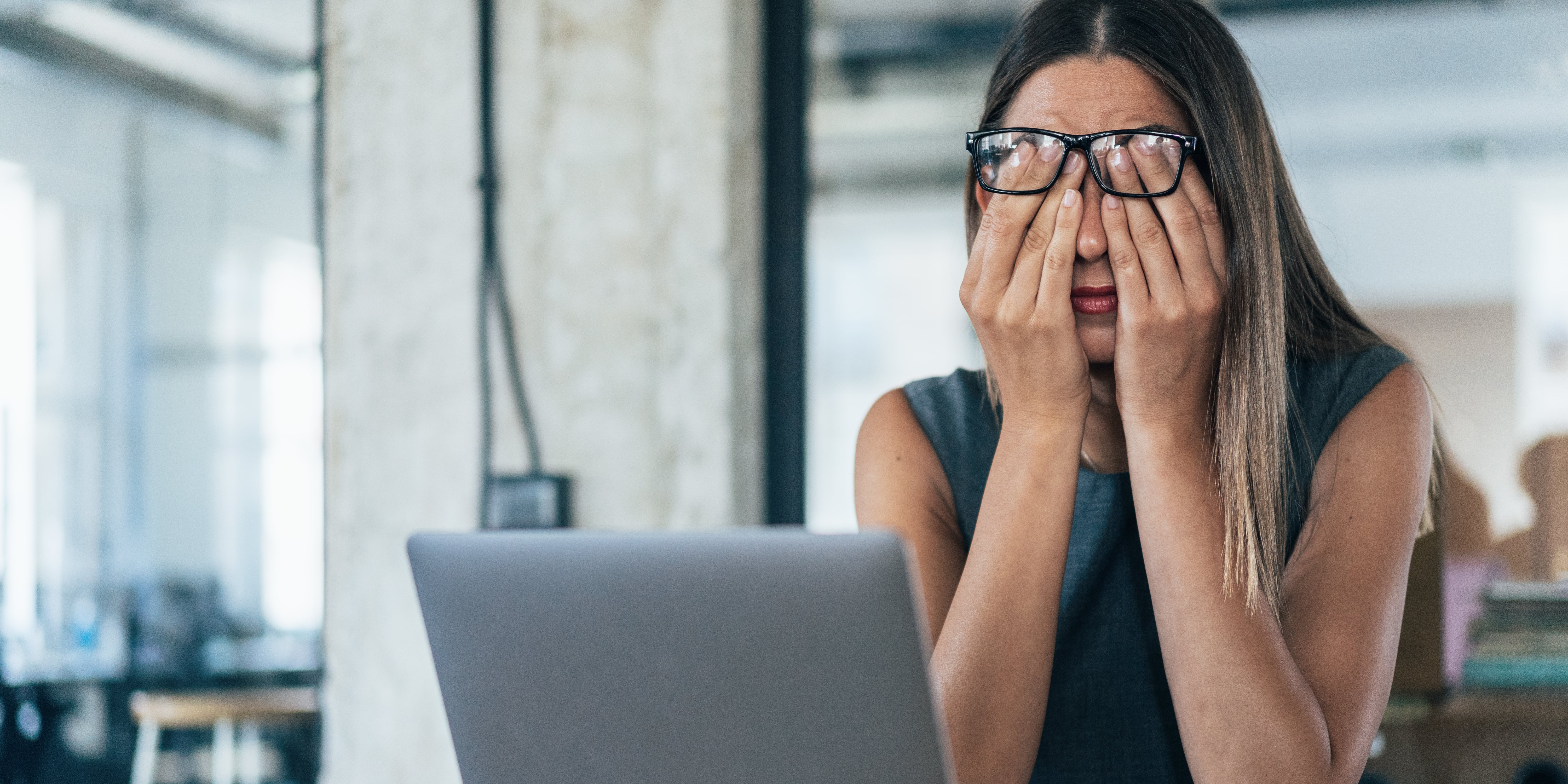 6 Surprising Culprits of Eye Irritation, According to Experts