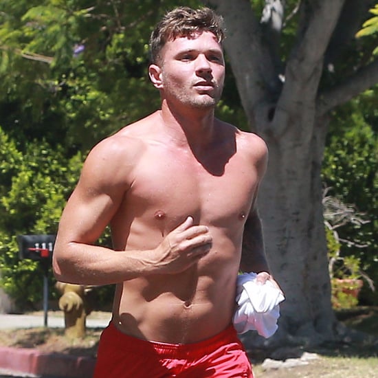 Ryan Phillippe Jogging Shirtless in LA Pictures