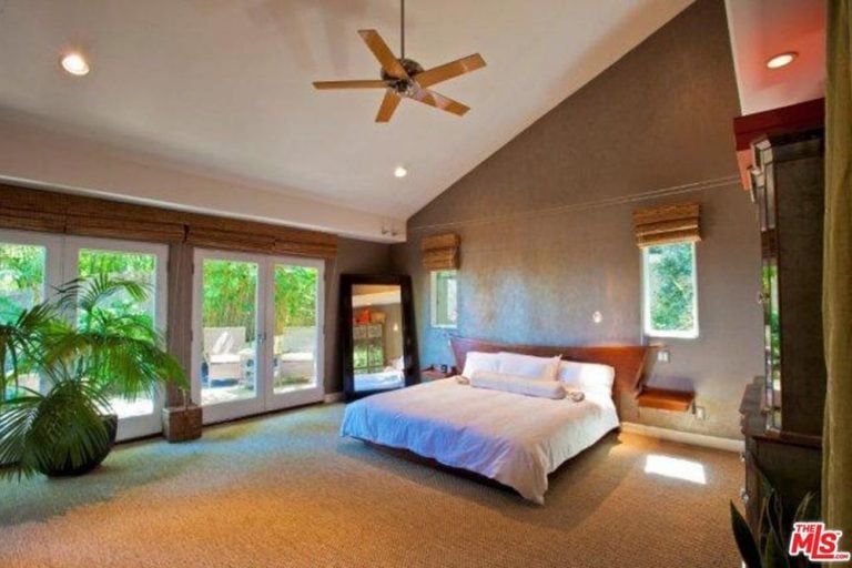 Rent Sandra Bullock's LA House