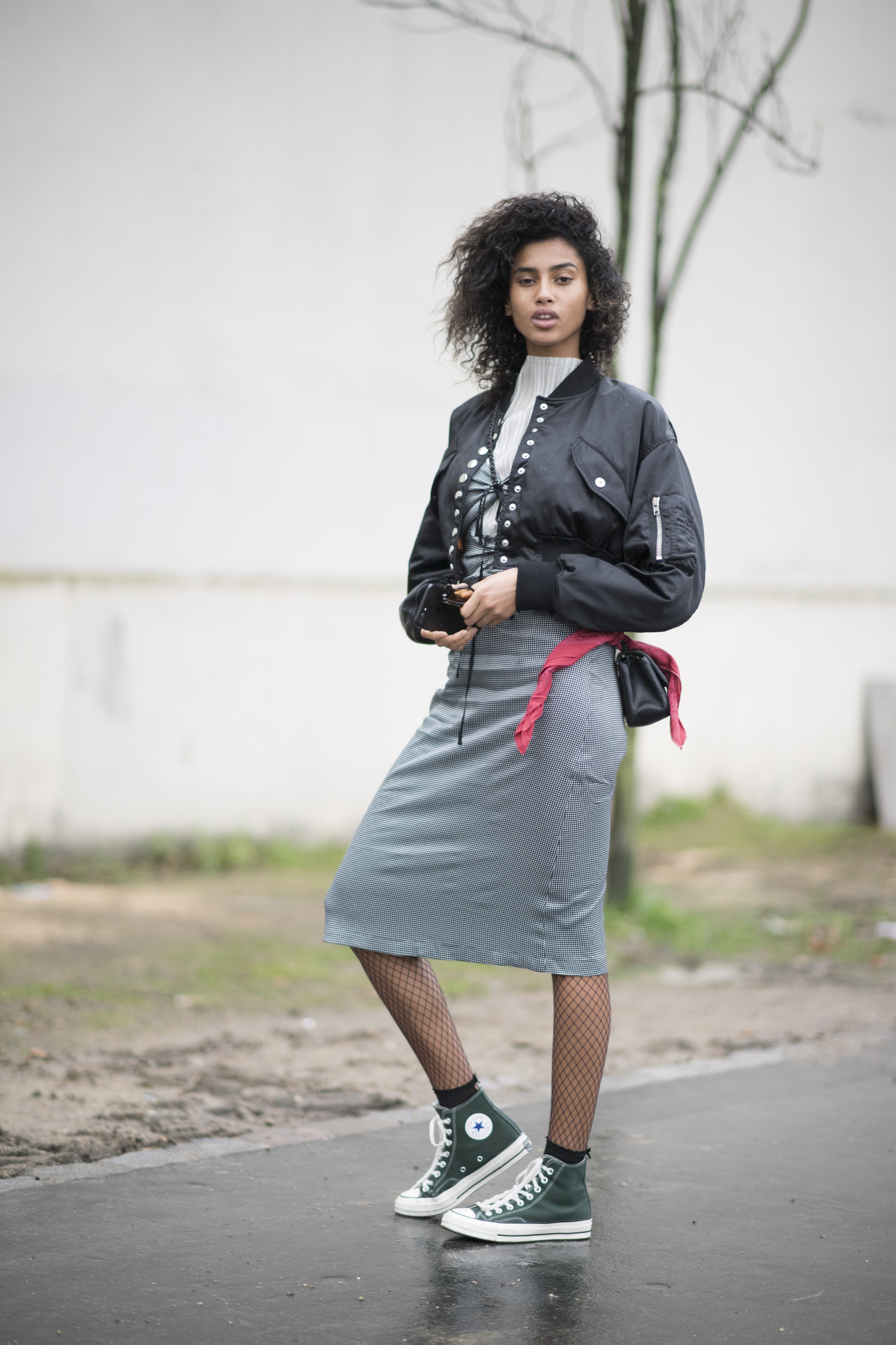 How to Wear Converse Sneakers PS Fashion