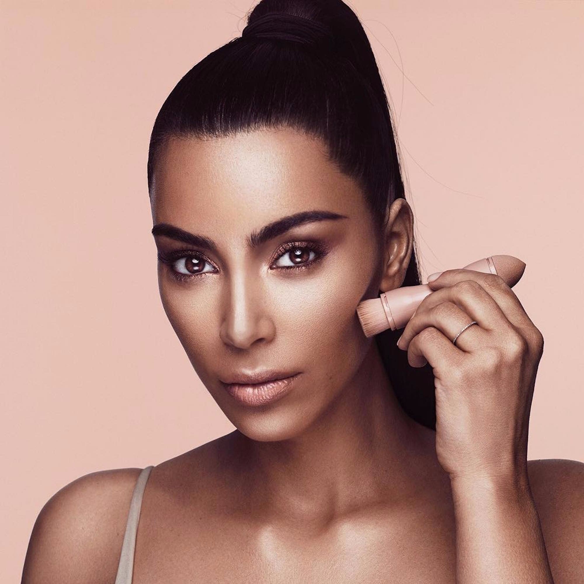 Kim-Kardashian-KKW-Beauty-Contour-Kit-Sold-Out.jpg